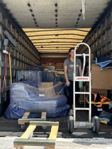 Deployed a team of one supervisor and four technicians.
photo courtesy of 1-800-Packouts